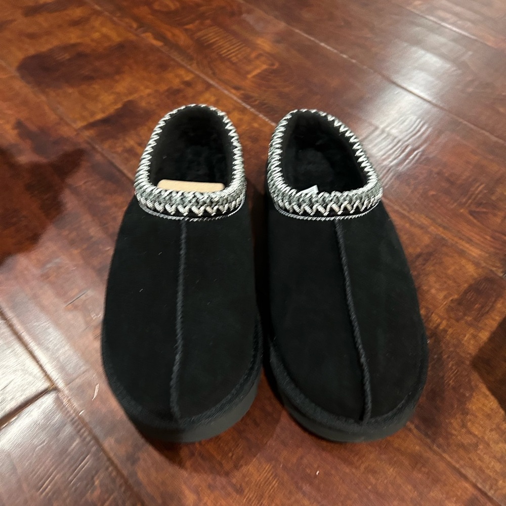 Tazman Uggs